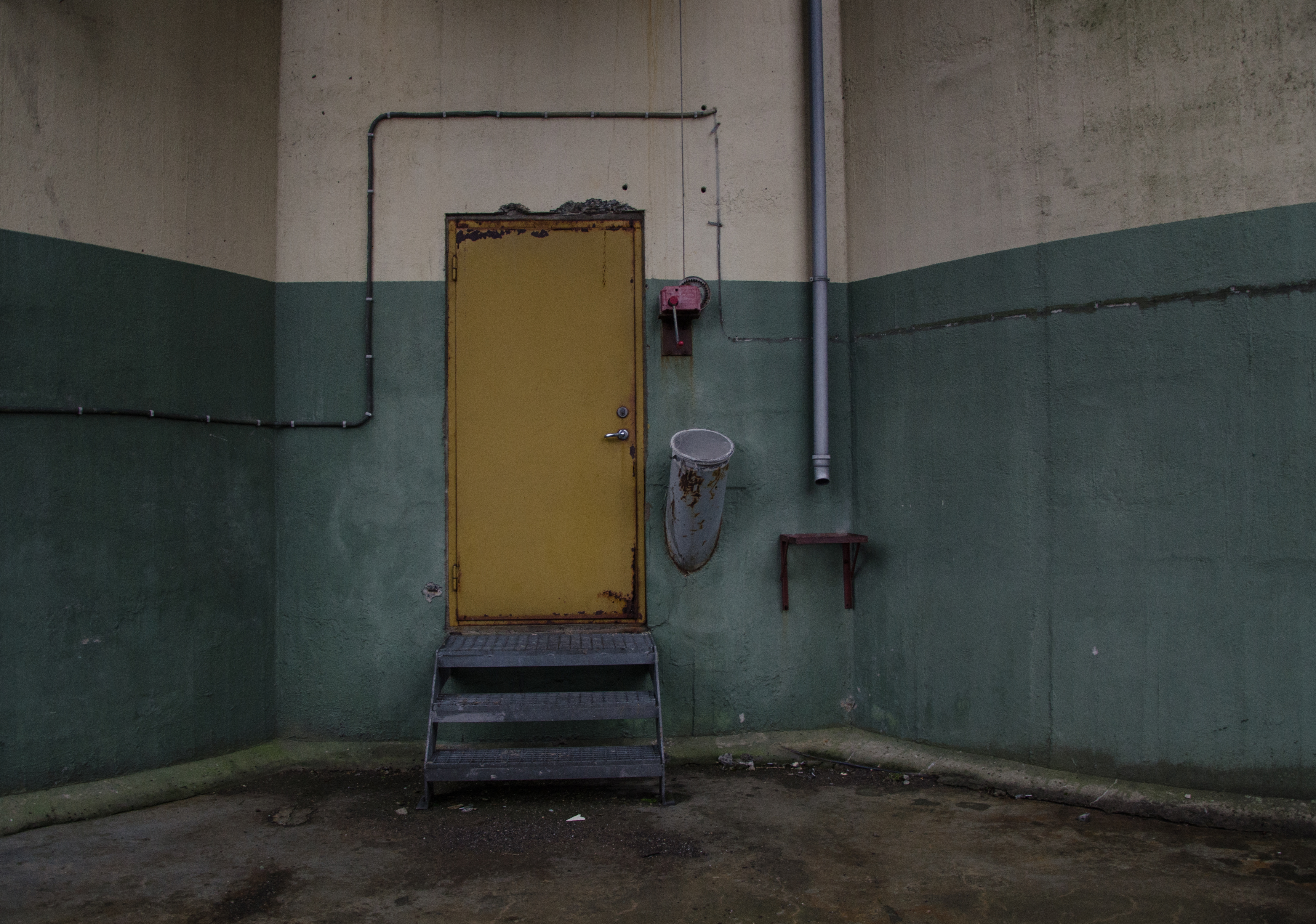 Base of silo (Astrid Westvang/flickr.com)